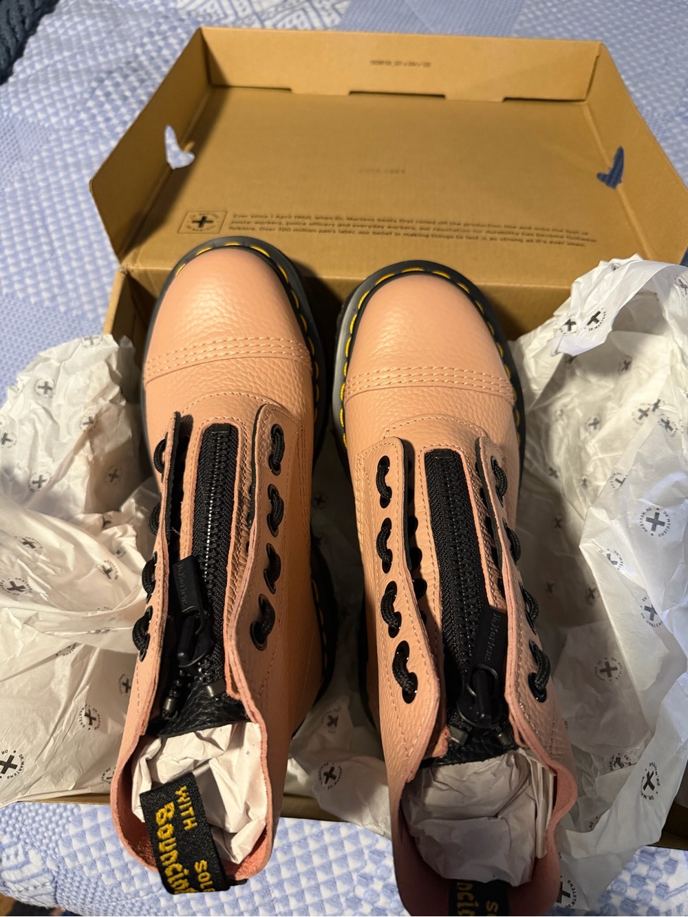 Women’s Dr Martens Sinclair boot - Picture 7 of 10